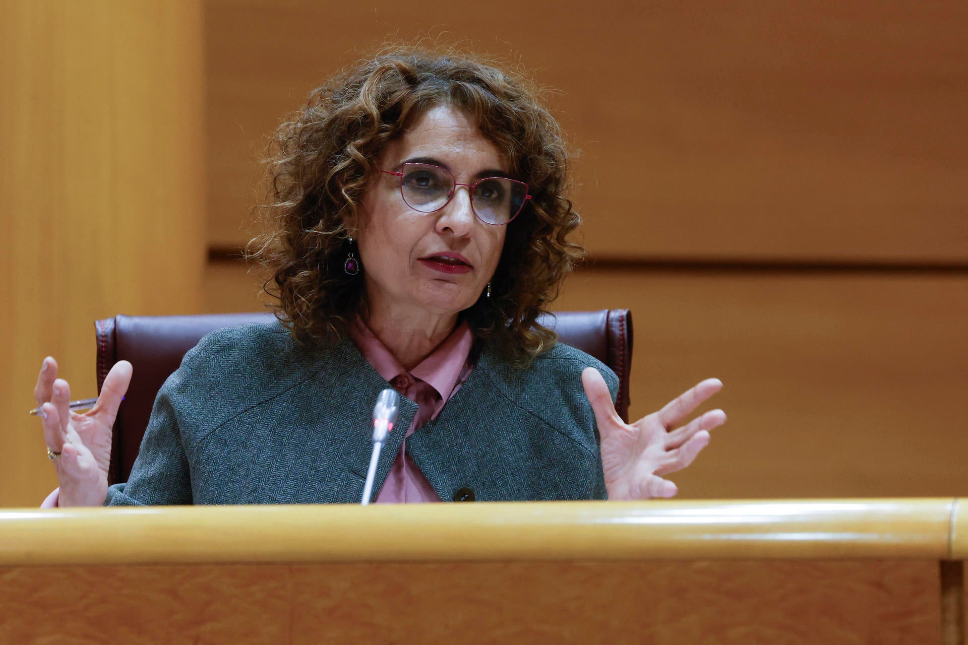 Montero pone "la mano en el fuego" por su jefe de Gabinete y defiende que Aldama fue a prisión por pesquisas de Hacienda Montero pone "la mano en el fuego" por su jefe de Gabinete y defiende que Aldama fue a prisión por pesquisas de Hacienda