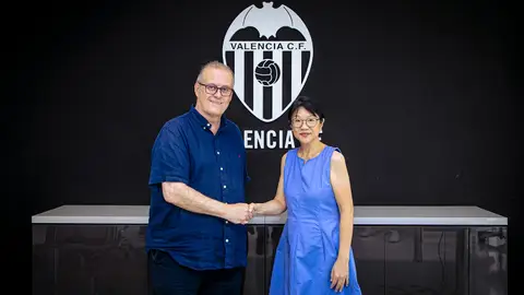 El Valencia renueva el convenio con la Agrupación de Peñas El Valencia renueva el convenio con la Agrupación de Peñas