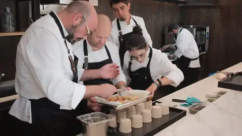 El chef daimieleño Rubén Sánchez en el Restaurante Epílogo en Tomelloso El chef daimieleño Rubén Sánchez en el Restaurante Epílogo en Tomelloso