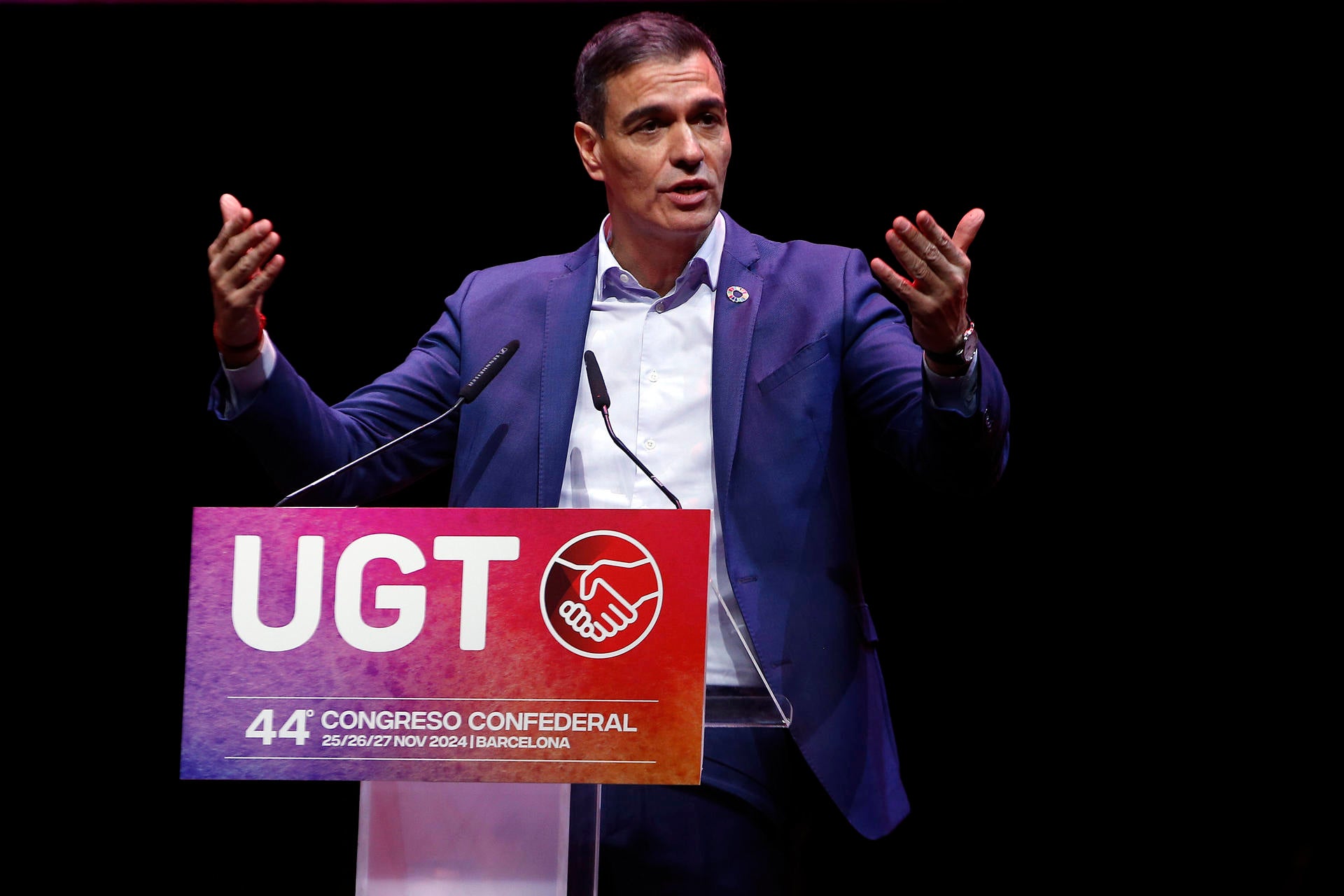 Sánchez ataca a la derecha en el Congreso de UGT: "Su único proyecto son los bulos y las mentiras" Sánchez ataca a la derecha en el Congreso de UGT: "Su único proyecto son los bulos y las mentiras"