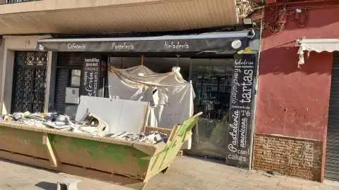 Negocio de Algemesí tras la riada Negocio de Algemesí tras la riada