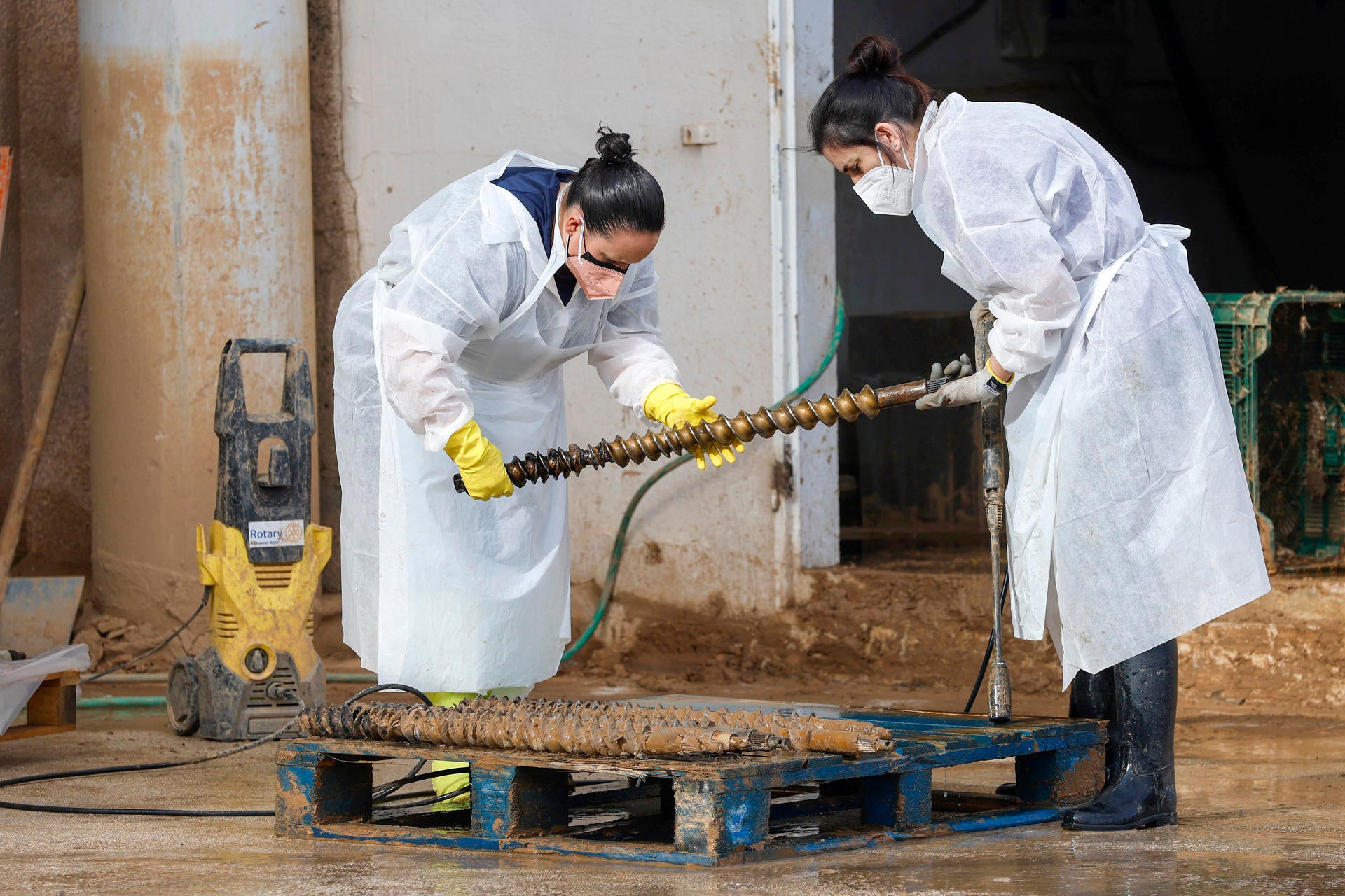 Más de 2.400 empresas han solicitado un ERTE para proteger a 26.773 empleados Más de 2.400 empresas han solicitado un ERTE para proteger a 26.773 empleados