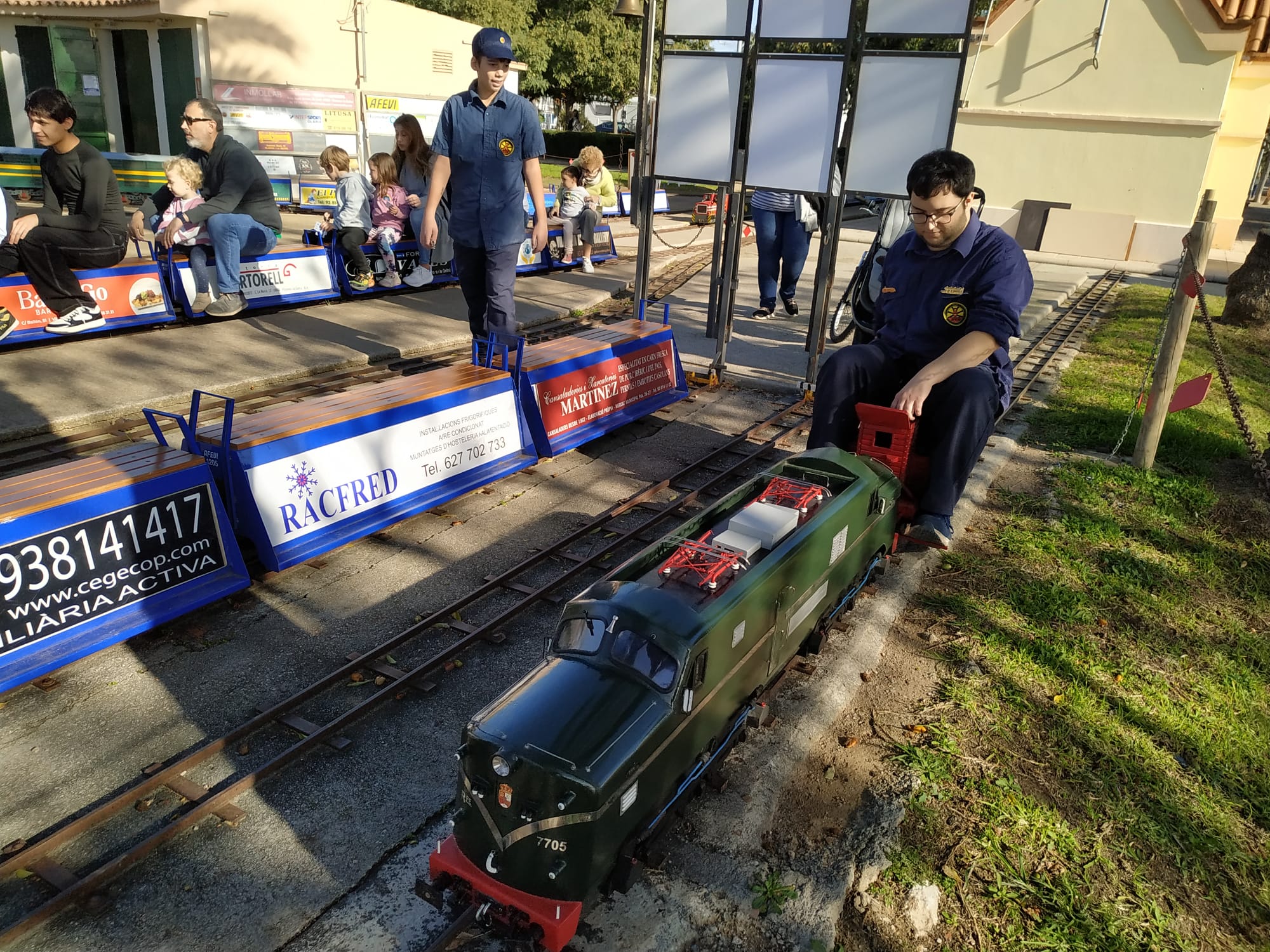 Circulació solidària del trenet de Ribes Roges aquest cap de setmana pels damnificats per la DANA Circulació solidària del trenet de Ribes Roges aquest cap de setmana pels damnificats per la DANA