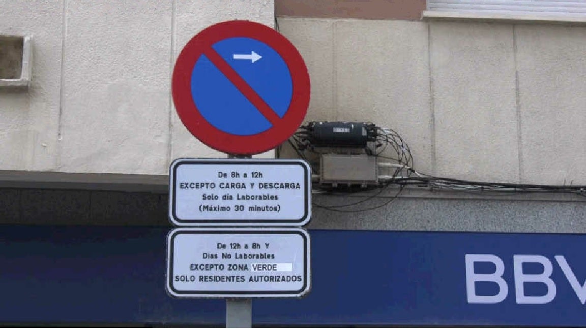 La Policía Local inicia una campaña especial de control de las zonas de carga y descarga La Policía Local inicia una campaña especial de control de las zonas de carga y descarga