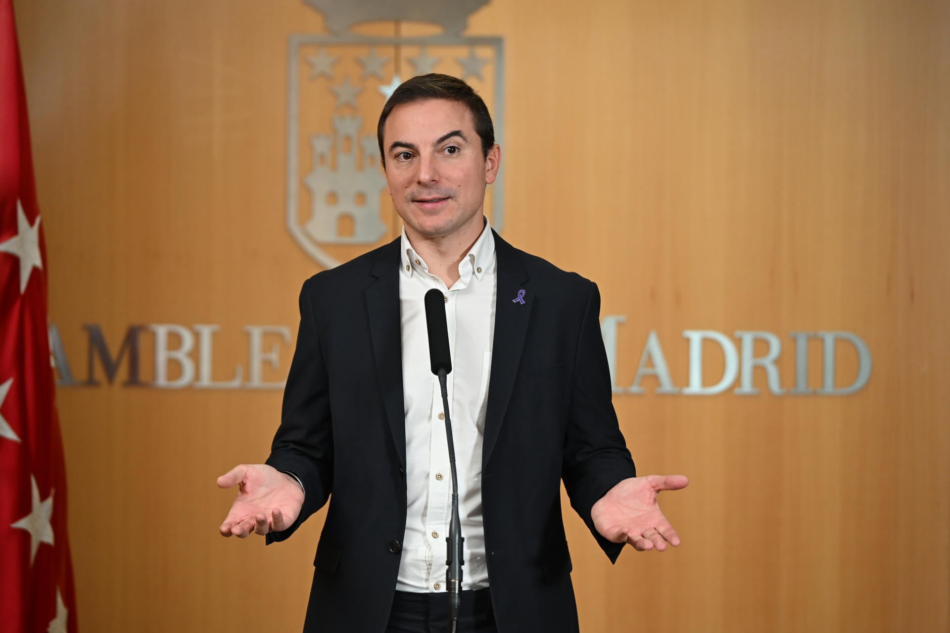 Lobato elogia a Óscar López: "Es un magnífico compañero" Lobato elogia a Óscar López: "Es un magnífico compañero"