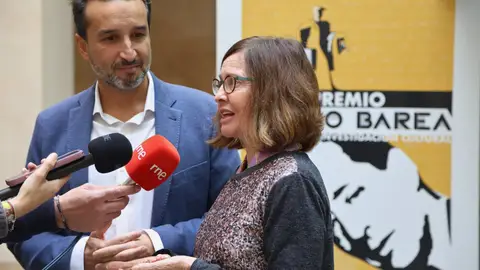 La obra 'El proceso de aculturización de Olivenza durante el siglo XIX' de Eliodoro Núñez gana el Premio Arturo Barea La obra 'El proceso de aculturización de Olivenza durante el siglo XIX' de Eliodoro Núñez gana el Premio Arturo Barea