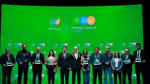 Iberdrola reconoce las mejores iniciativas de convivencia ambiental, agraria y social con las renovables .