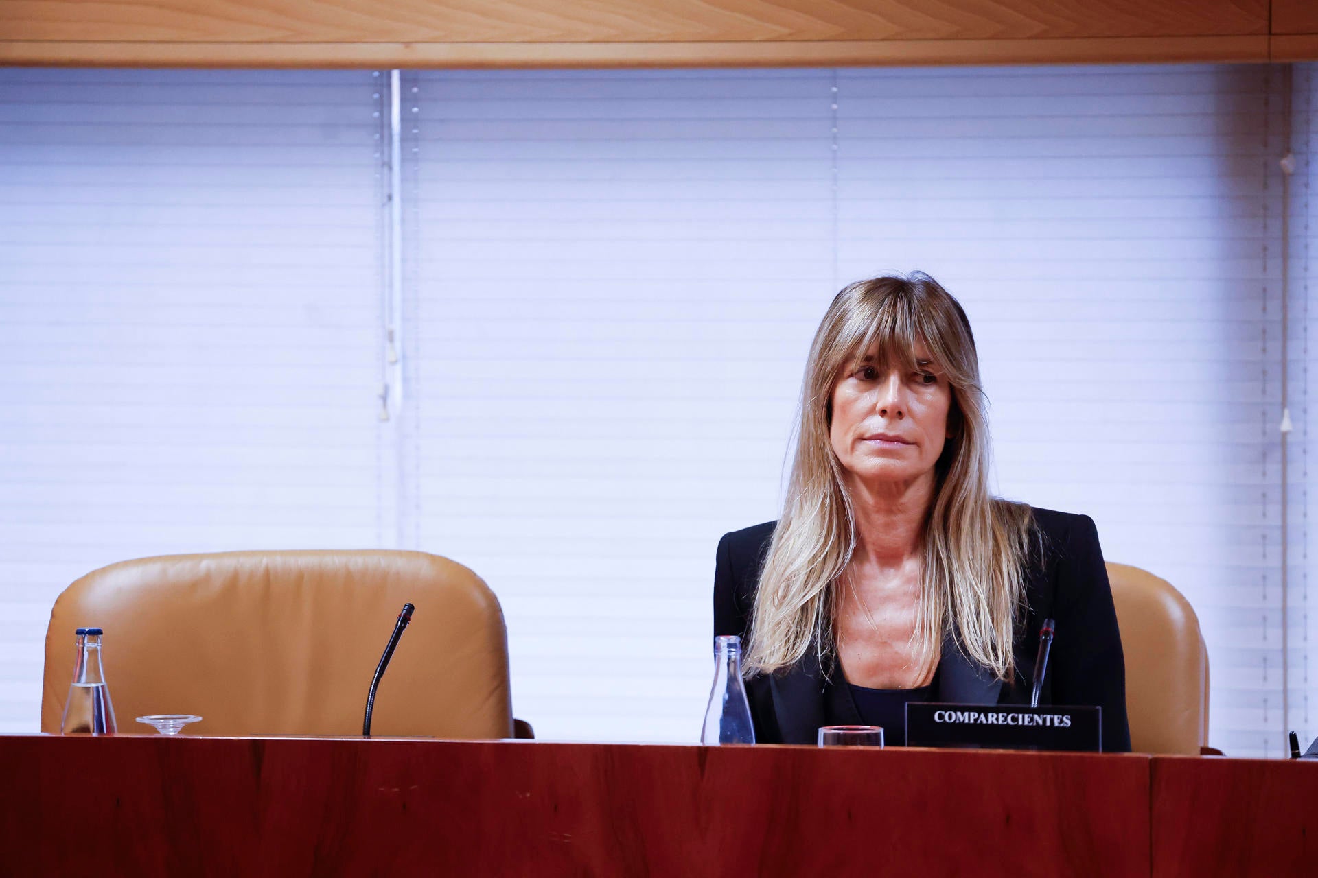 Begoña Gómez, tranquila ante su proceso judicial: "El tiempo pondrá todo en su sitio" Begoña Gómez, tranquila ante su proceso judicial: "El tiempo pondrá todo en su sitio"