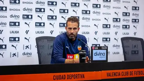 Rubén Baraja: "Este año nos va a tocar sufrir" Rubén Baraja: "Este año nos va a tocar sufrir"