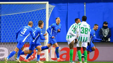 Los jugadores del Mlada Boleslav celebran un gol. Los jugadores del Mlada Boleslav celebran un gol.