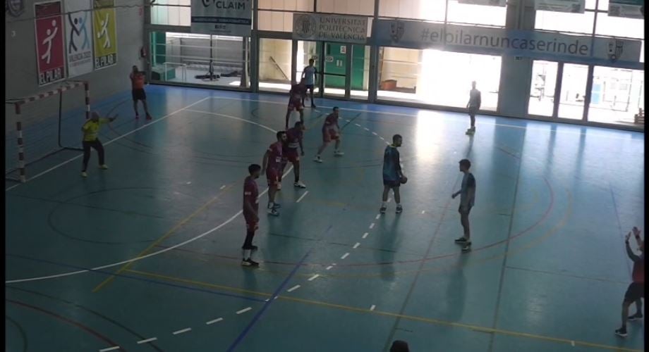 El Club Balonmano Almoradí Fajovi denuncia una "actuación sectaria" de los árbitros en su partido contra El Pilar Valencia El Club Balonmano Almoradí Fajovi denuncia una "actuación sectaria" de los árbitros en su partido contra El Pilar Valencia