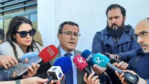 El presidente de la Diputación de Badajoz asegura que "cuando uno no ha hecho nada, nada tiene que temer" El presidente de la Diputación de Badajoz asegura que "cuando uno no ha hecho nada, nada tiene que temer"
