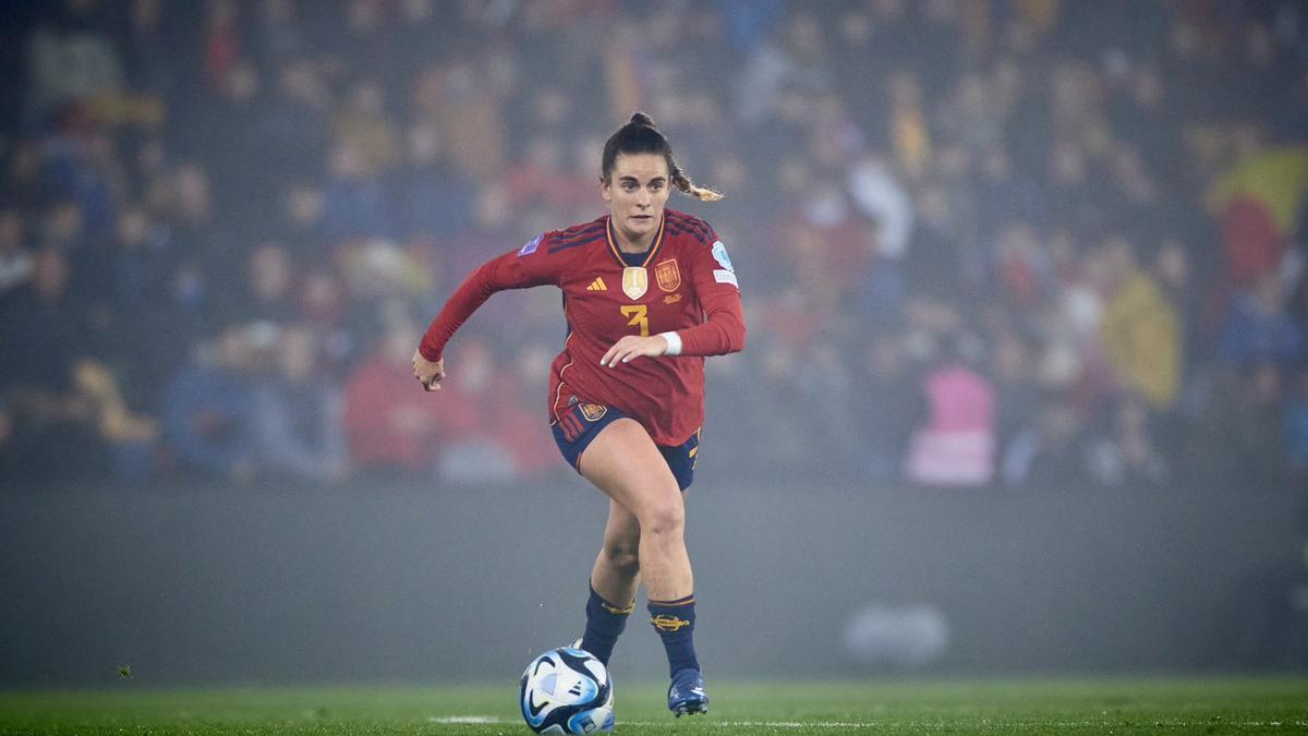 Ellas Juegan con Tere Abelleira: "El calendario de la Liga no es el mejor para llegar en las mejores condiciones a un torneo de verano" Ellas Juegan con Tere Abelleira: "El calendario de la Liga no es el mejor para llegar en las mejores condiciones a un torneo de verano"