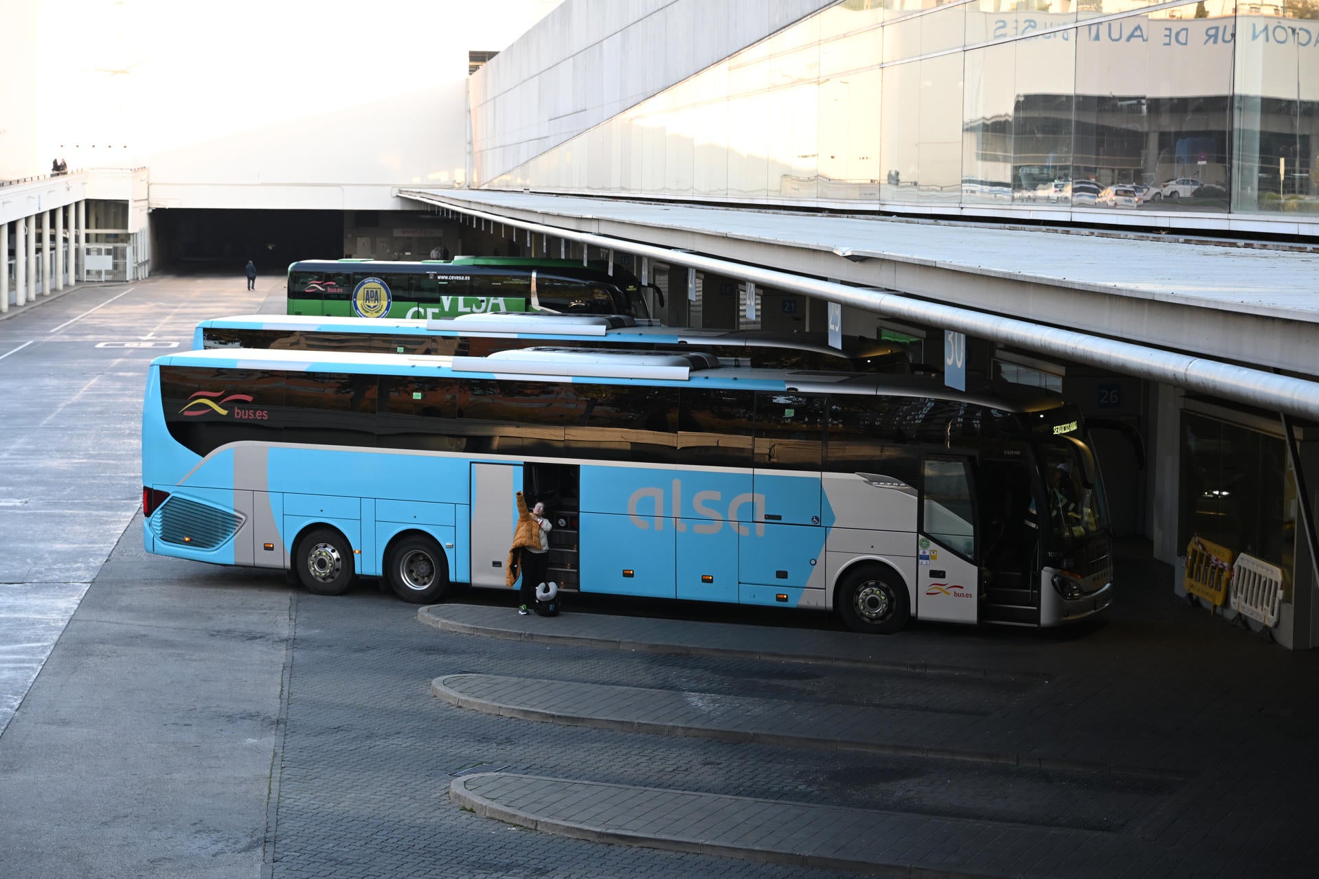 Sigue la huelga de autobuses: estos son los servicios mínimos por comunidades y días afectados Sigue la huelga de autobuses: estos son los servicios mínimos por comunidades y días afectados