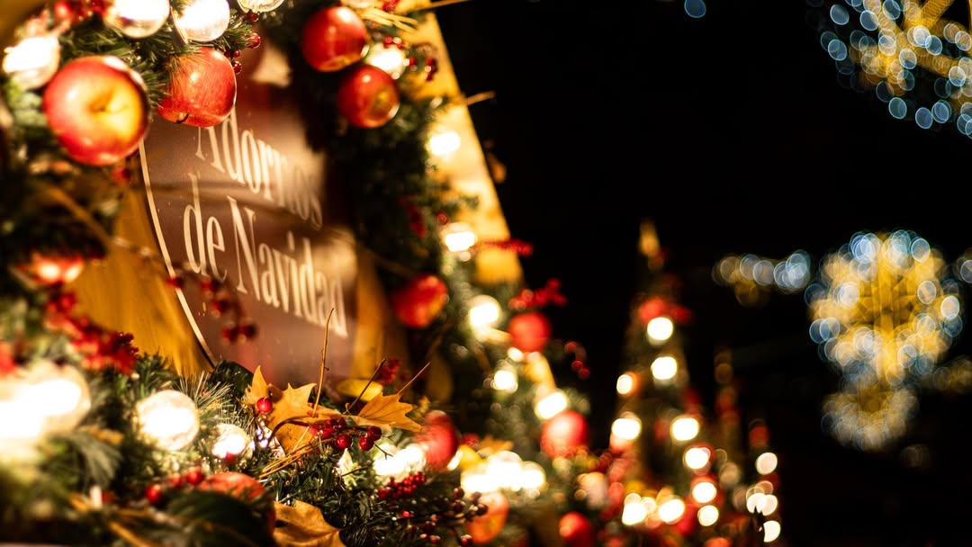 Cuándo se encienden las luces de Navidad en Granada en 2024: las mejores calles para verlas Cuándo se encienden las luces de Navidad en Granada en 2024: las mejores calles para verlas