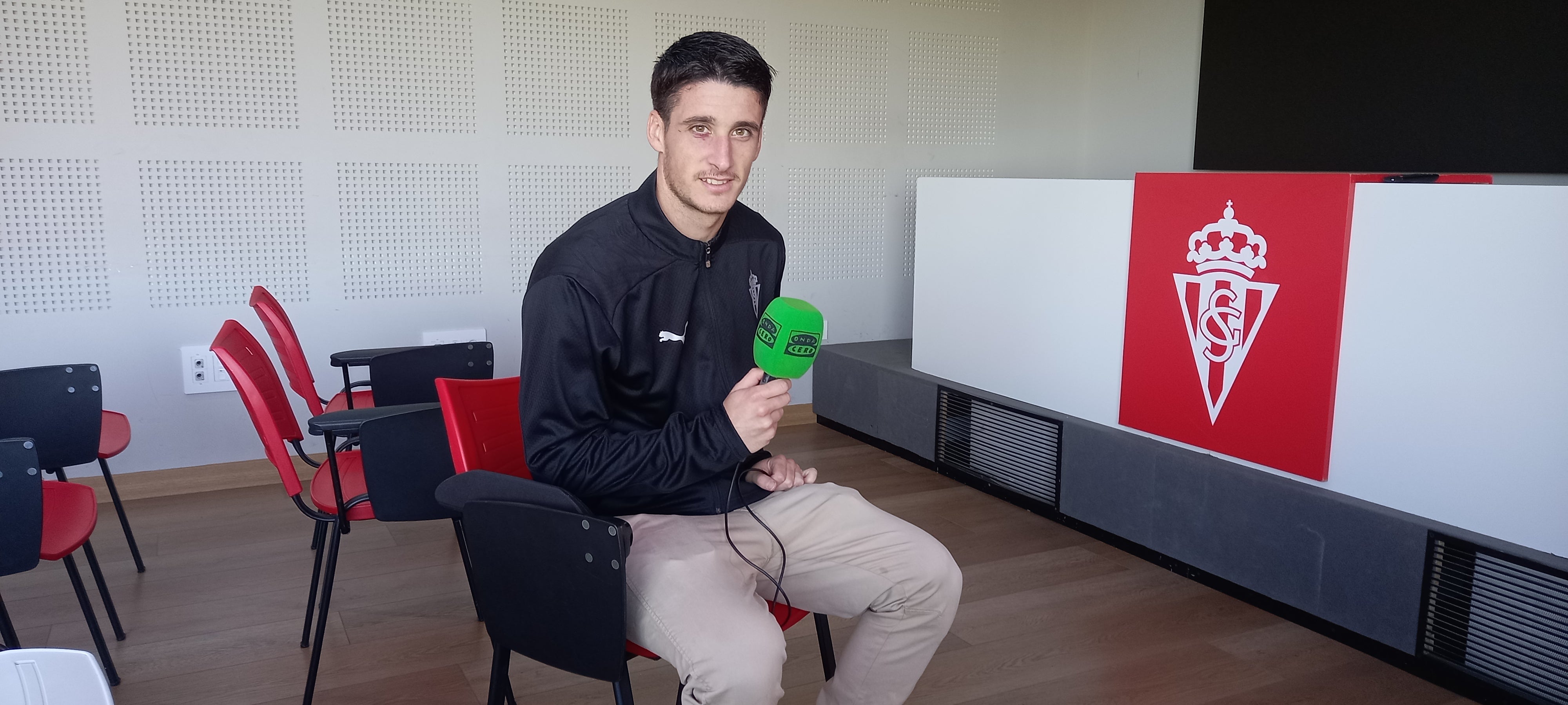 Olaetxea: "Ojalá mi renovación llegue por la cláusula que hay en el contrato" Olaetxea: "Ojalá mi renovación llegue por la cláusula que hay en el contrato"