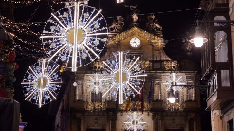 Cuándo se encienden las luces de Navidad en Pamplona: el mejor lugar para verlas