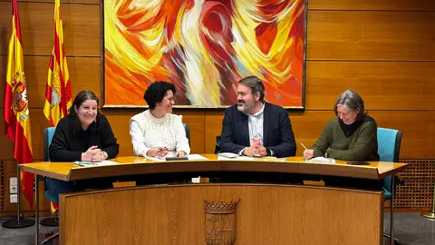 El secretario de Estado de Juventud se ha reunido con la Red Aragonesa de Entidades Sociales El secretario de Estado de Juventud se ha reunido con la Red Aragonesa de Entidades Sociales