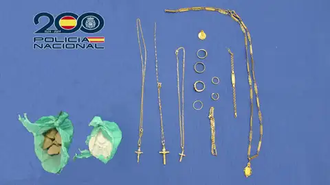 Detenido un joven de 22 años en Almendralejo que portaba diversas cantidades de heroína y cocaína Detenido un joven de 22 años en Almendralejo que portaba diversas cantidades de heroína y cocaína