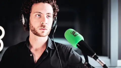 Guillermo Mendoza en Onda Cero Granada Guillermo Mendoza en Onda Cero Granada