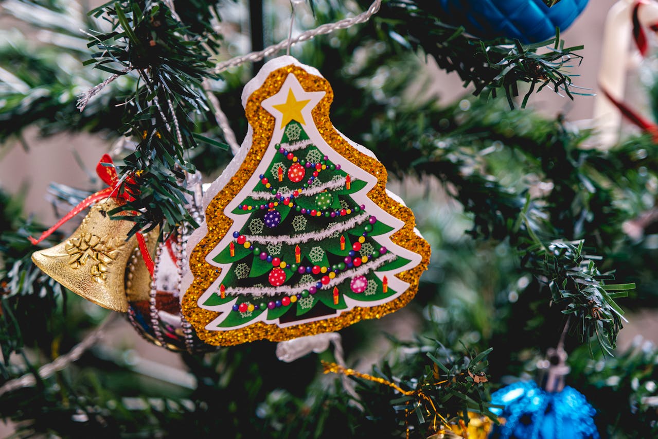 Los mejores planes de Navidad en Valdepeñas: de la pista de hielo en la Plaza Constitución hasta zambombás y villancicos Los mejores planes de Navidad en Valdepeñas: de la pista de hielo en la Plaza Constitución hasta zambombás y villancicos