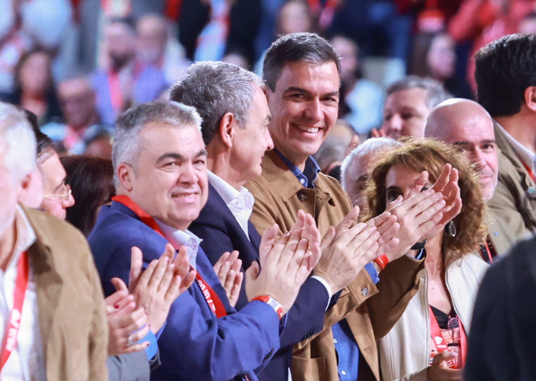 Las 10 claves de la corrupción en el PSOE: qué ha pasado con Santos Cerdán, Pedro Sánchez y el informe de la UCO Las 10 claves de la corrupción en el PSOE: qué ha pasado con Santos Cerdán, Pedro Sánchez y el informe de la UCO