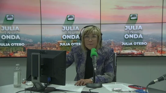 Julia Otero: "Parece que los malos no son los delincuentes, sino quienes les persiguen" Julia Otero: "Parece que los malos no son los delincuentes, sino quienes les persiguen"