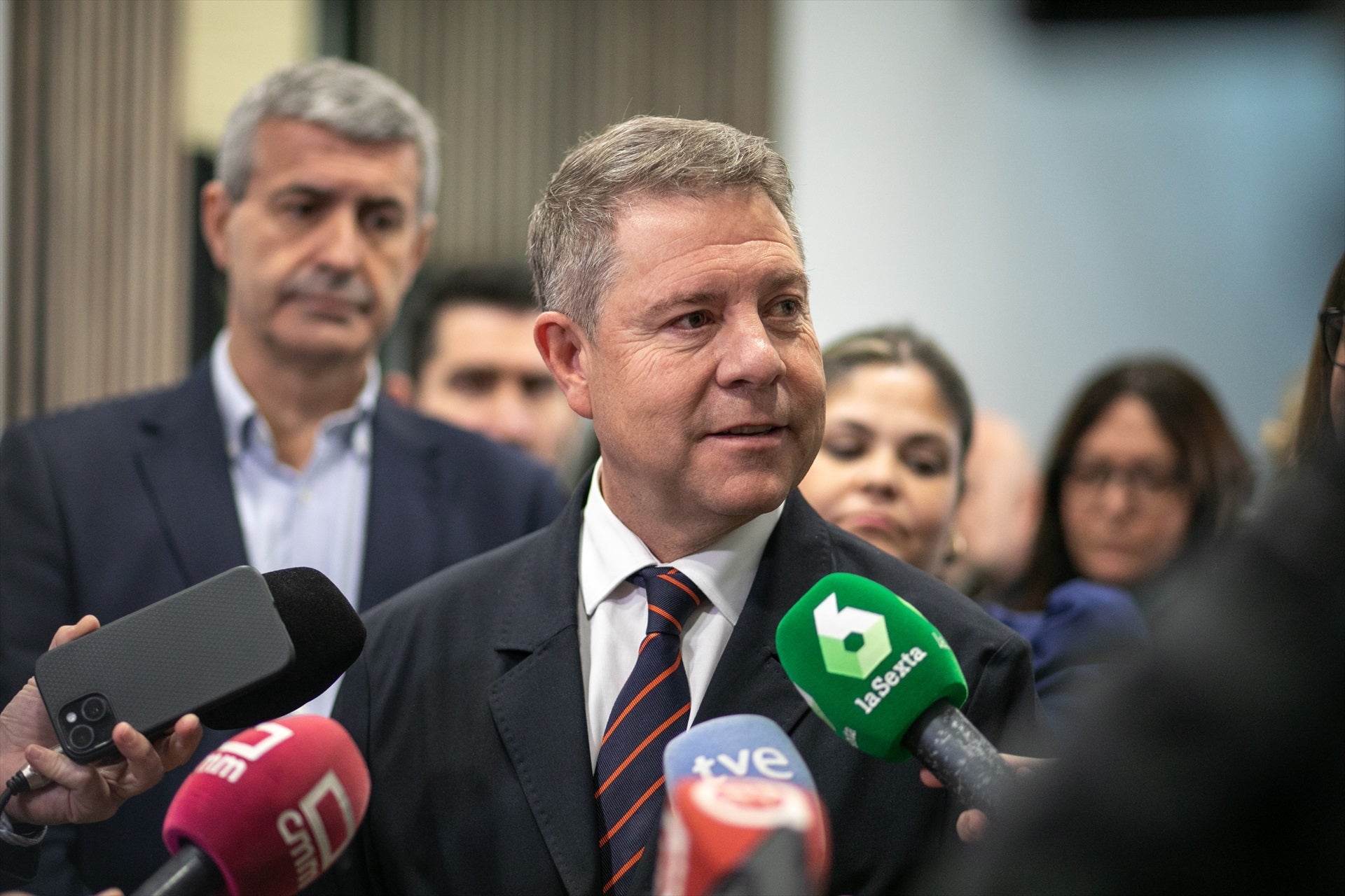Page aconseja a la dirección del PSOE evitar los ataques a jueces y no ocupar el papel de "víctima" Page aconseja a la dirección del PSOE evitar los ataques a jueces y no ocupar el papel de "víctima"