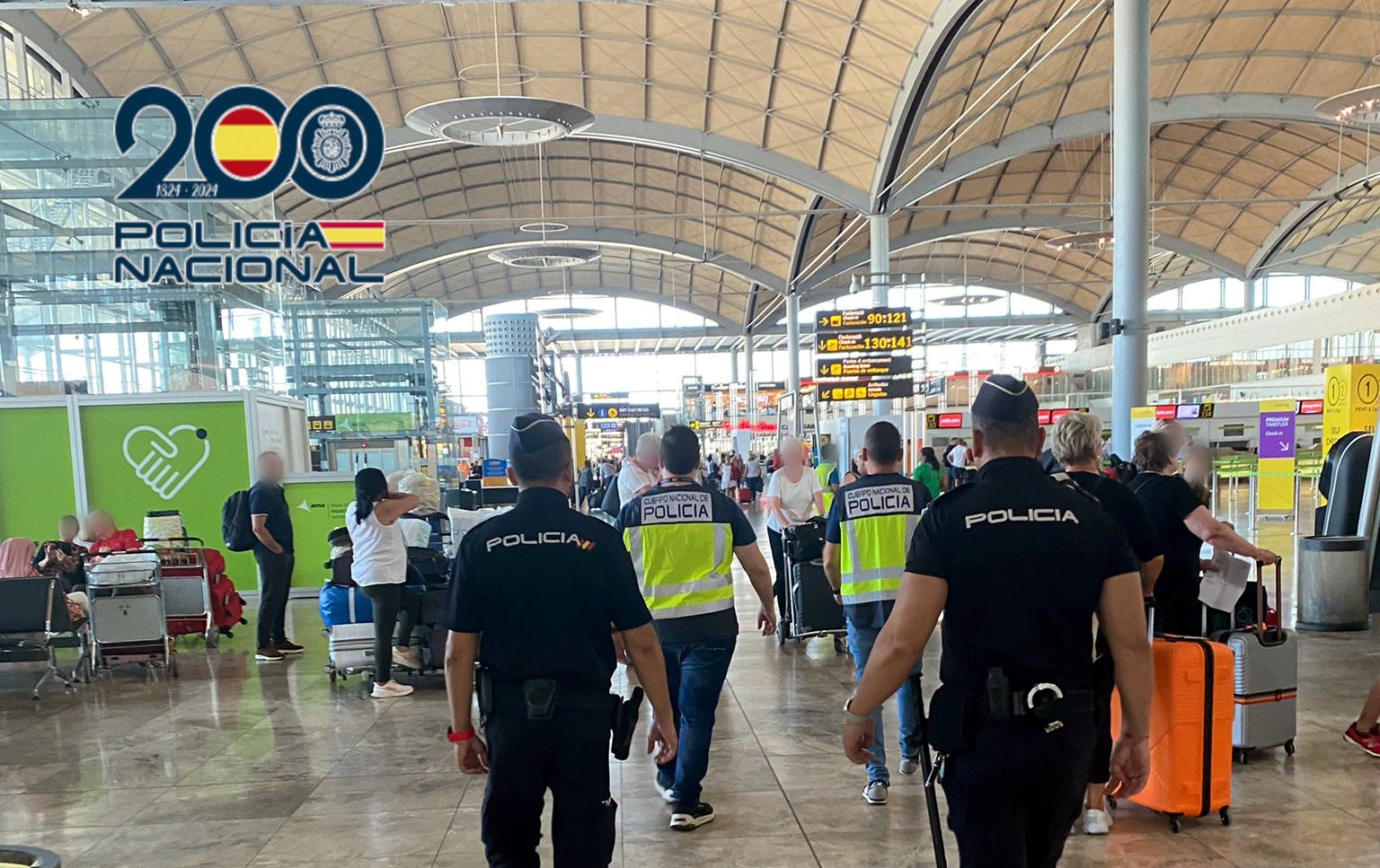 Interceptado en el aeropuerto de El Altet de Elche un fugitivo reclamado por Austria por introducir 20 kilos de marihuana Interceptado en el aeropuerto de El Altet de Elche un fugitivo reclamado por Austria por introducir 20 kilos de marihuana