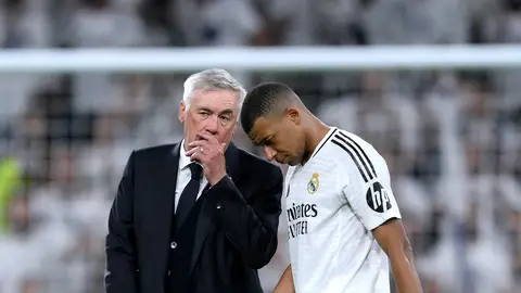 Ancelotti arropa a Mbappe: "He sentido alivio" Ancelotti arropa a Mbappe: "He sentido alivio"