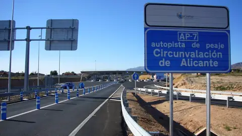 Sumar pide que la segunda circunvalación sea gratuita para siempre Sumar pide que la segunda circunvalación sea gratuita para siempre