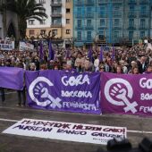 Concentración en Pasaia en repulsa del asesinato machista que se cobró la vida de una vecina