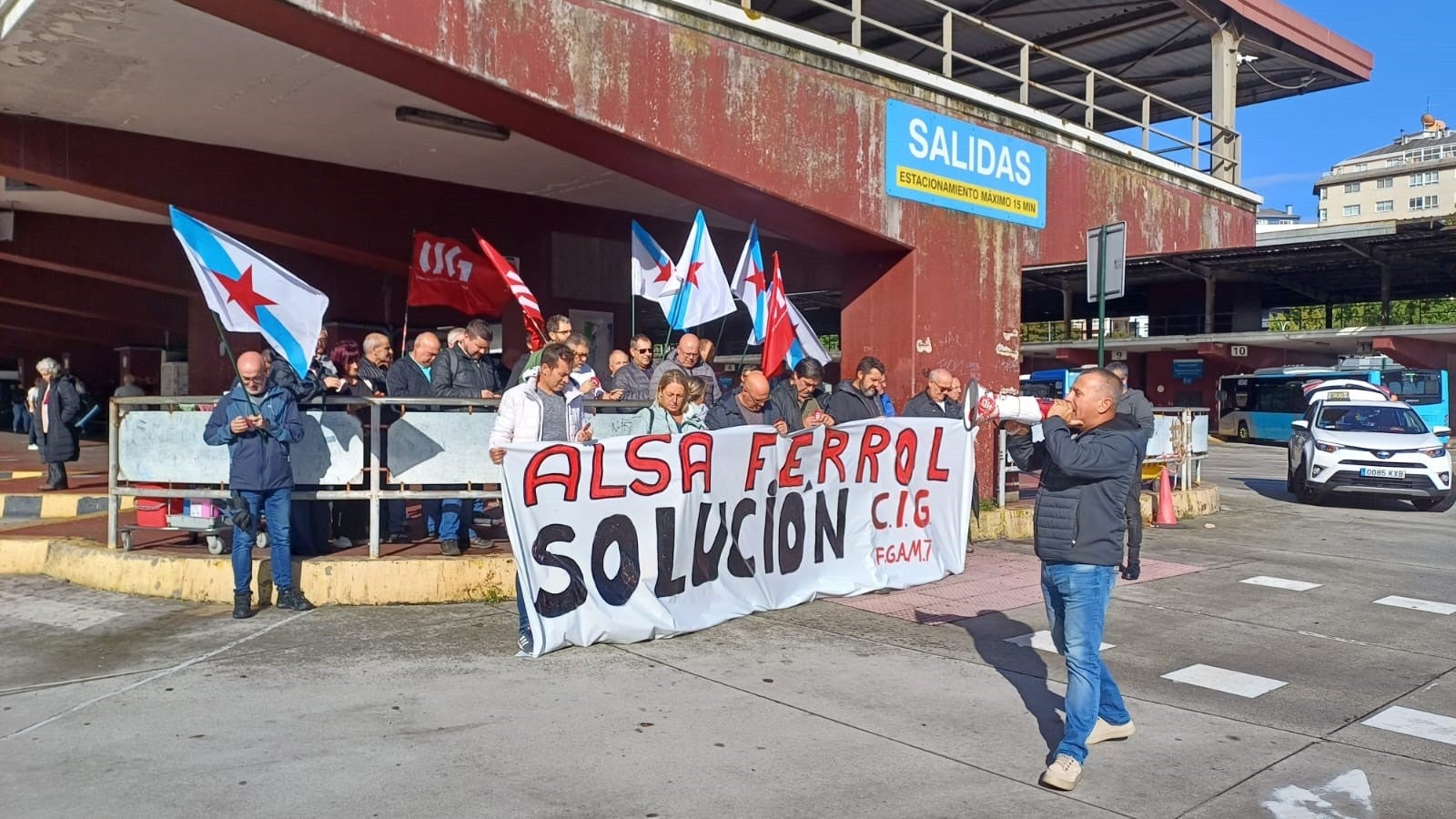 La plantilla de Maitours pone fin a cinco meses de huelga en los autobuses de Ferrolterra La plantilla de Maitours pone fin a cinco meses de huelga en los autobuses de Ferrolterra