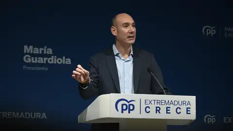 El PP extremeño valora que las cuentas sigan su tramitación al ser las del "crecimiento" y la "justicia fiscal" El PP extremeño valora que las cuentas sigan su tramitación al ser las del "crecimiento" y la "justicia fiscal"