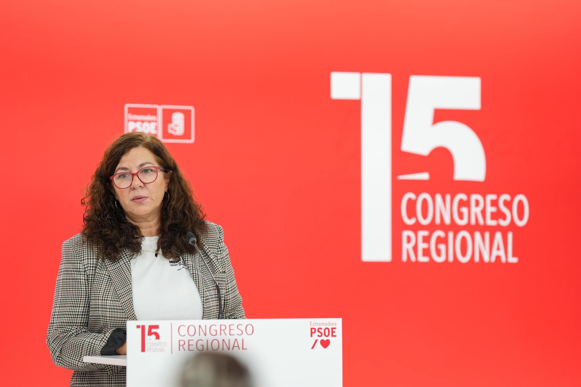El PSOE extremeño, "satisfecho" con el Congreso Federal en el que se sientan las bases del modelo de financiación El PSOE extremeño, "satisfecho" con el Congreso Federal en el que se sientan las bases del modelo de financiación