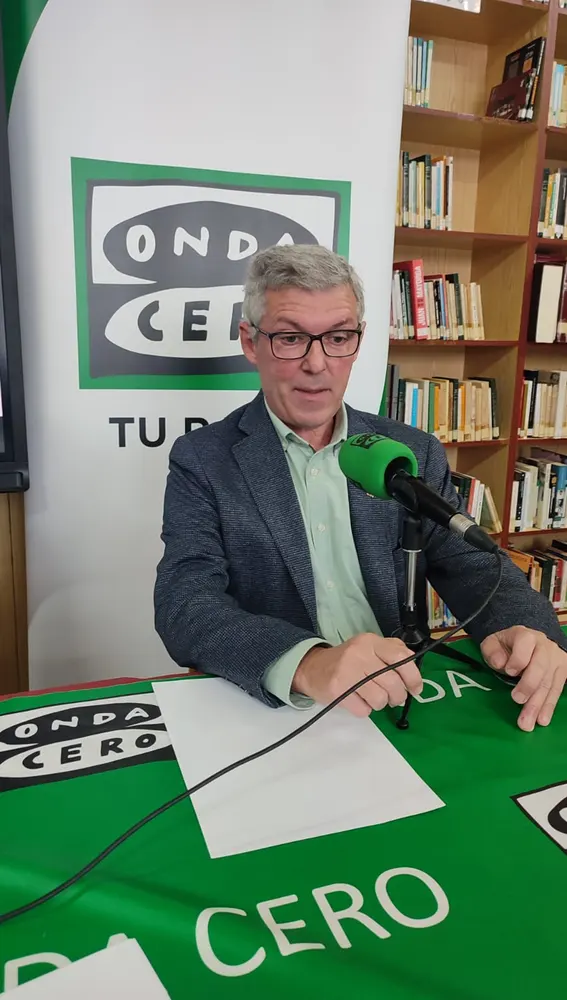 Julio Martínez, concejal del ayuntamiento de Castropol. Julio Martínez, concejal del ayuntamiento de Castropol.