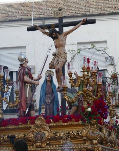 Costaleras de la Hermandad de la Caridad de Ciudad Real denuncian haber sido excluidas de la cuadrilla mixta de costaleros Costaleras de la Hermandad de la Caridad de Ciudad Real denuncian haber sido excluidas de la cuadrilla mixta de costaleros