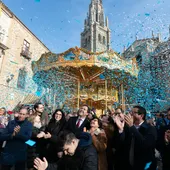 Apanas conmemora el día 3 de diciembre con el árbol de los deseos Apanas conmemora el día 3 de diciembre con el árbol de los deseos