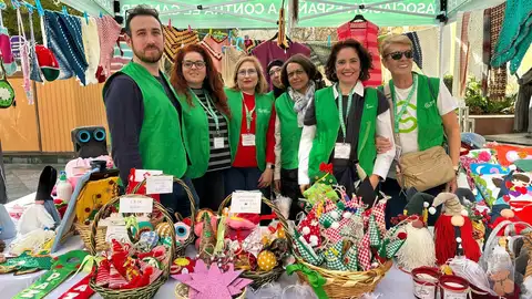 Mercadillo solidario aecc Mercadillo solidario aecc