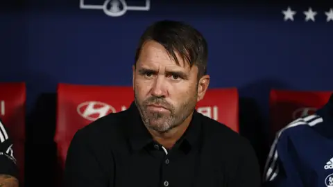 Coudet sustituye a García Plaza en el banquillo del Alavés Coudet sustituye a García Plaza en el banquillo del Alavés