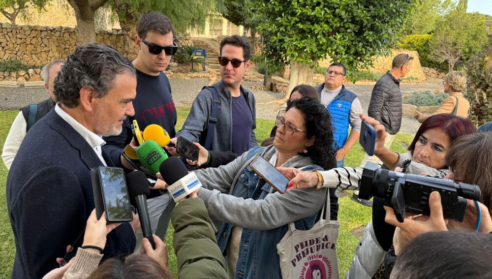 Vicente Arques en el encuentro navideño con la prensa
