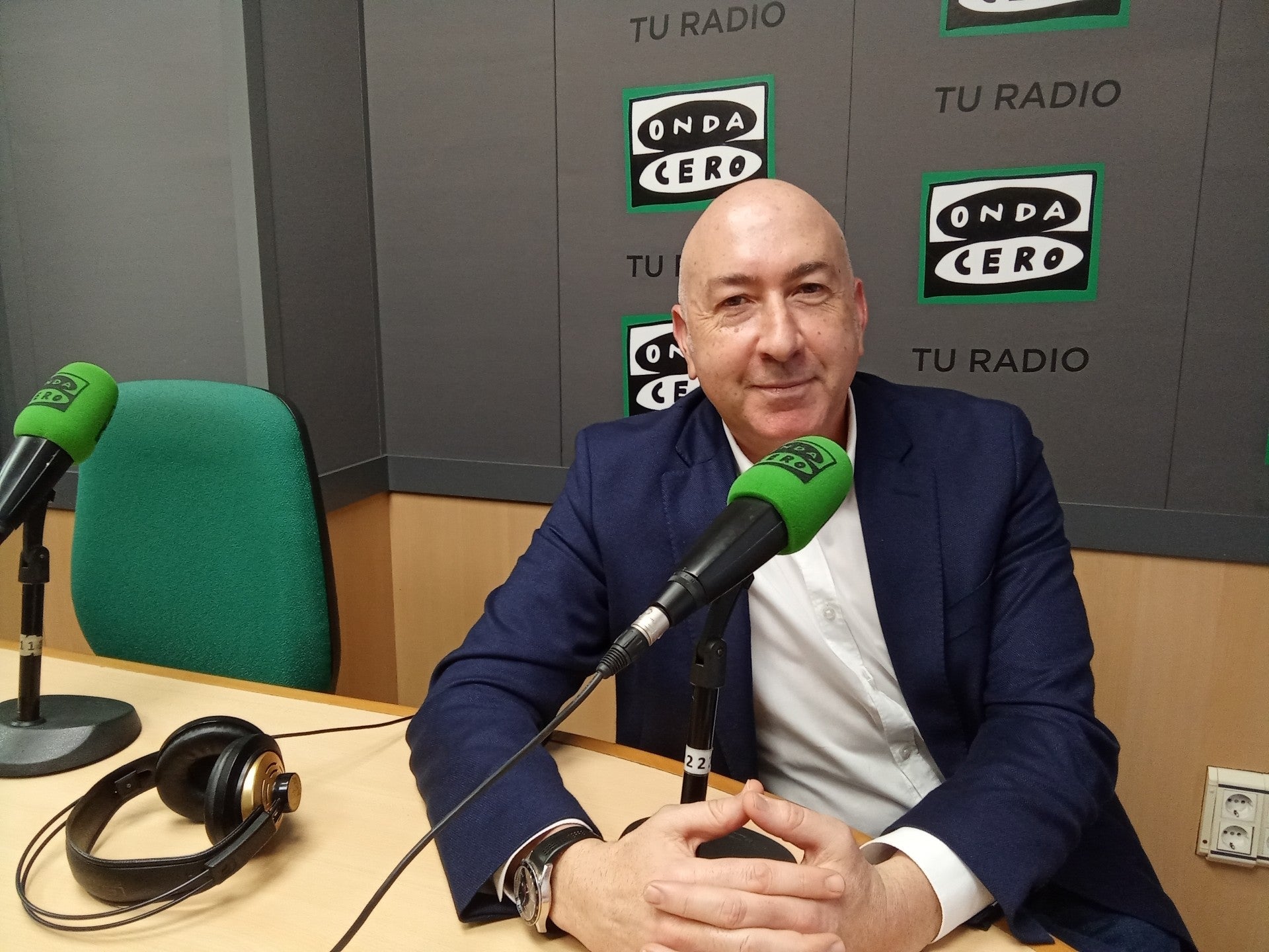 Alejandro Soler: "Entiendo la desafección de los ciudadanos a los políticos, pero lo importante es que baja el paro, la economía crece y el radicalismo no es la solución" Alejandro Soler: "Entiendo la desafección de los ciudadanos a los políticos, pero lo importante es que baja el paro, la economía crece y el radicalismo no es la solución"