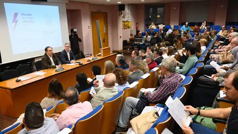 Un informe de la UMU advierte de los riesgos climáticos a los que tendrá que hacer frente la Región de Murcia Un informe de la UMU advierte de los riesgos climáticos a los que tendrá que hacer frente la Región de Murcia