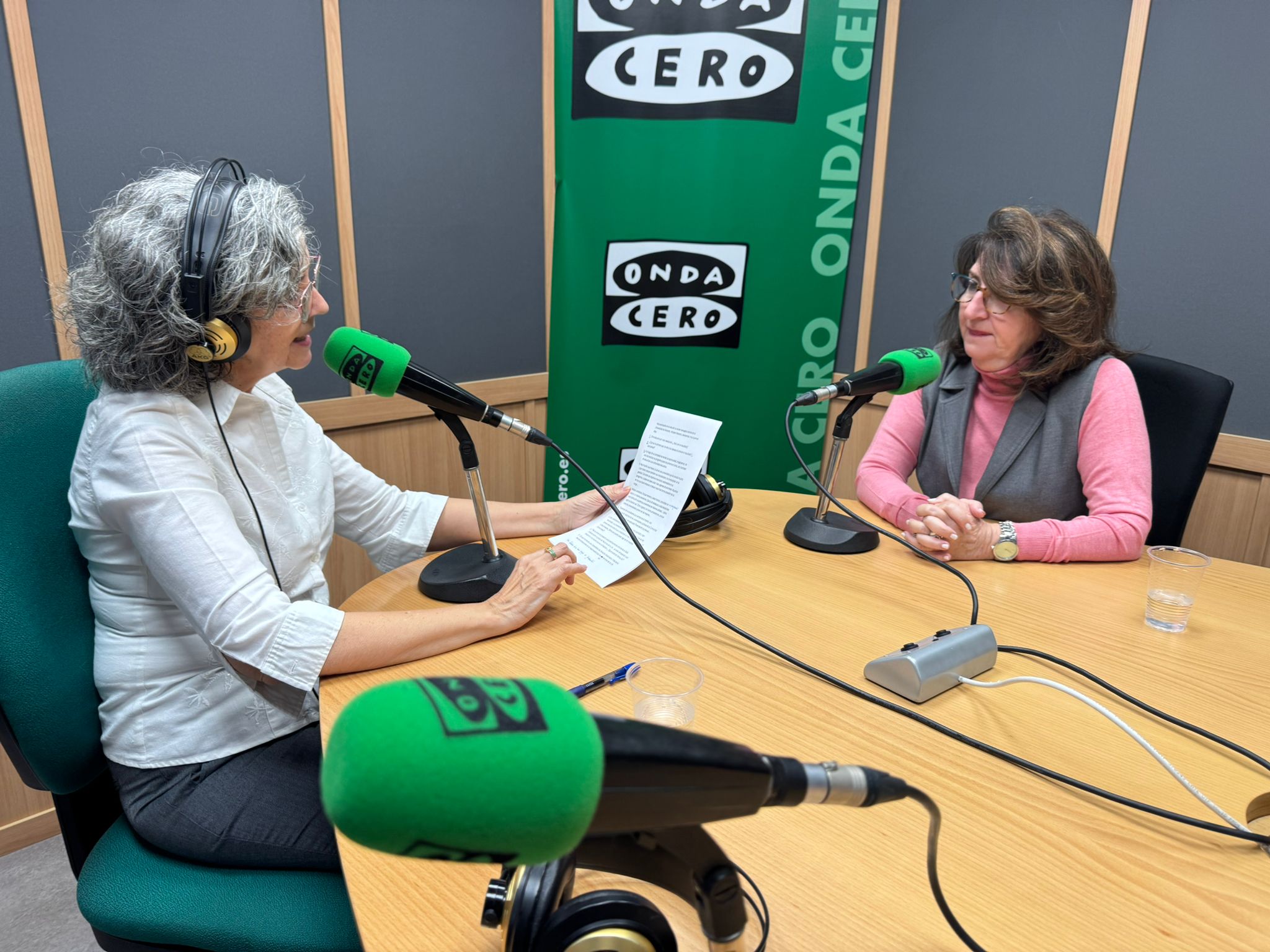 La recién reelegida rectora de la UA, Amparo Navarro, habla en Más de Uno Alicante de los retos a los que se enfrenta en su próximo mandato. La recién reelegida rectora de la UA, Amparo Navarro, habla en Más de Uno Alicante de los retos a los que se enfrenta en su próximo mandato.