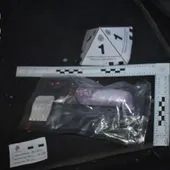 Droga interceptada en el interior del vehículo Droga interceptada en el interior del vehículo