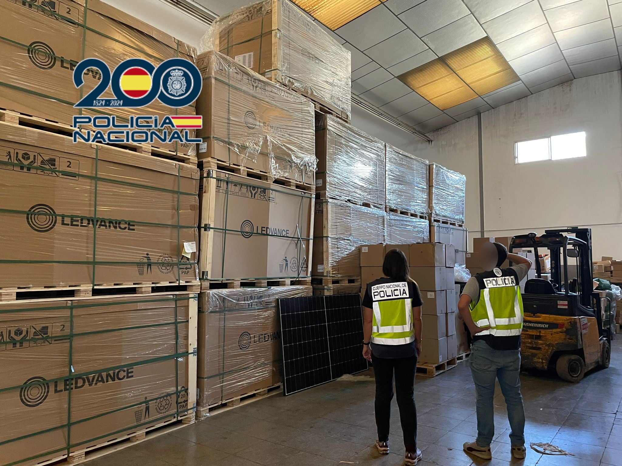 Detenido en Alicante por estafar más de 500.000 euros a una empresa de paneles solares Detenido en Alicante por estafar más de 500.000 euros a una empresa de paneles solares