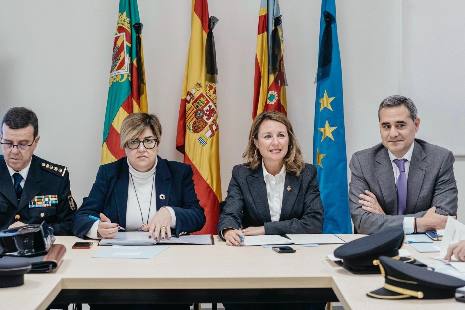 Castelló garantizará la seguridad ciudadana y la fluidez del tráfico durante la Navidad Castelló garantizará la seguridad ciudadana y la fluidez del tráfico durante la Navidad