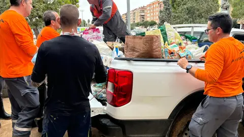 Arcelor Mittal continúa colaborando las poblaciones afectadas por la riada de Valencia Arcelor Mittal continúa colaborando las poblaciones afectadas por la riada de Valencia