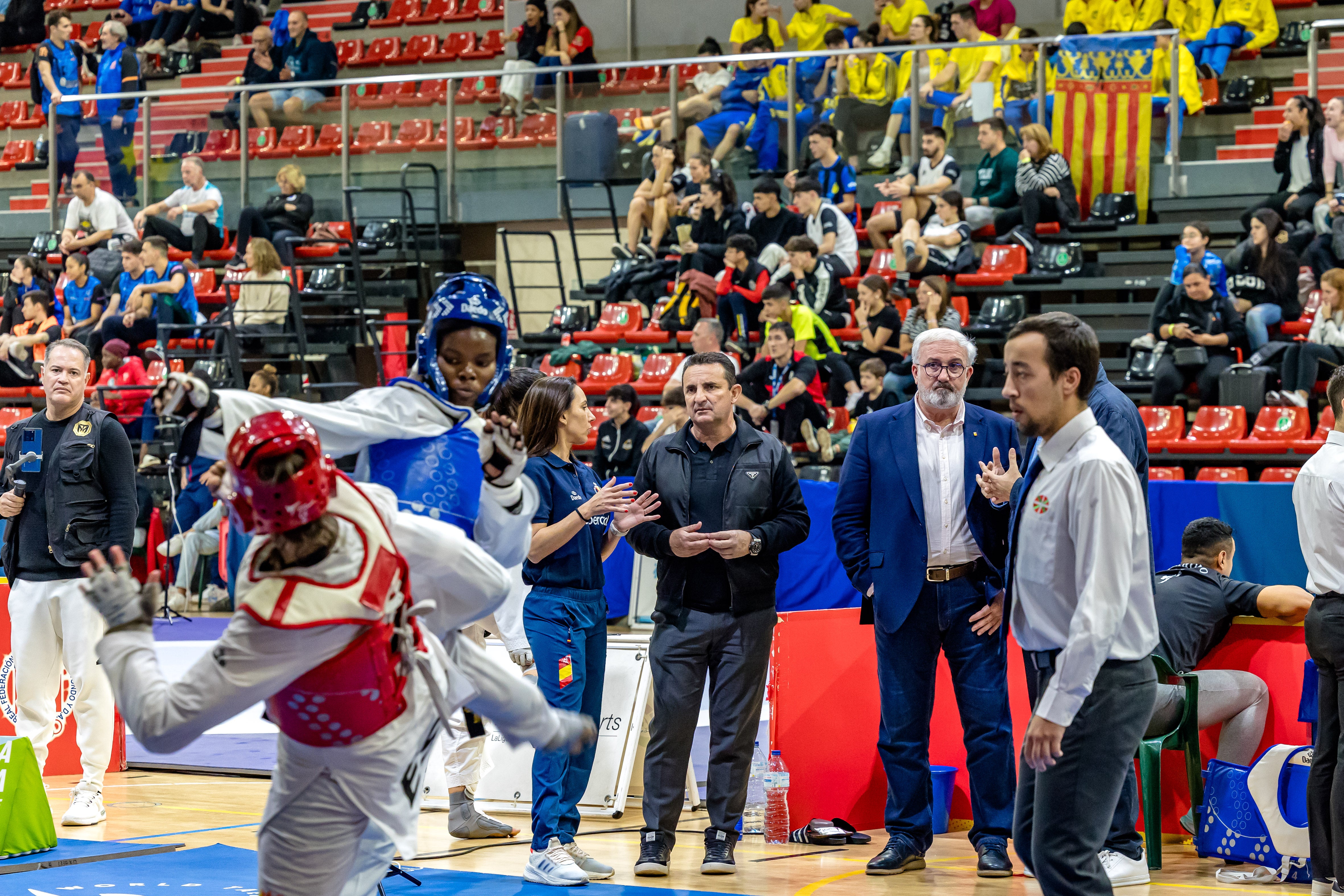 Más de 2.600 deportistas participan en el Nacional de Clubes de Taekwondo en La Nucía Más de 2.600 deportistas participan en el Nacional de Clubes de Taekwondo en La Nucía
