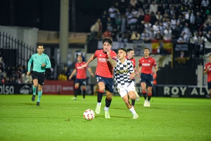 Osasuna pasa de ronda con muchos apuros Osasuna pasa de ronda con muchos apuros